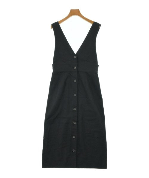 fredy repit ชุดเดรส