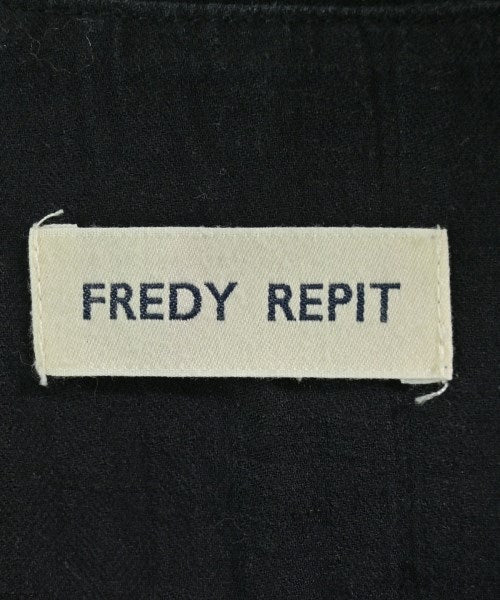 fredy repit เสื้อกั๊ก