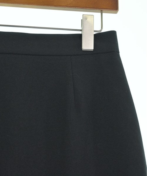 Nolley's Sophi กระโปรงยาวถึงเข่า