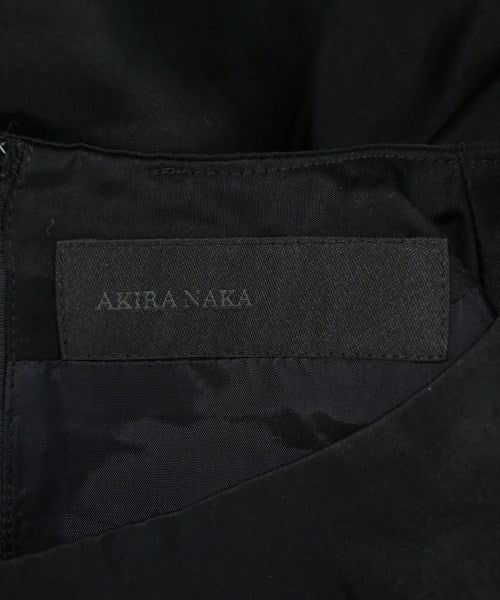 AKIRA NAKA เสื้อสตรี
