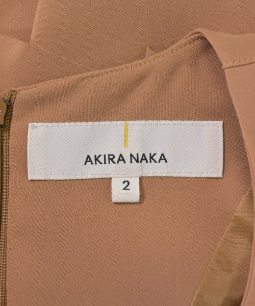 AKIRA NAKA เสื้อลำลอง