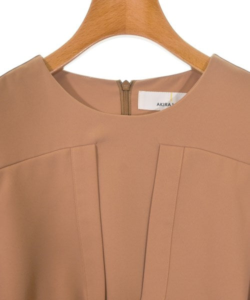 AKIRA NAKA เสื้อลำลอง