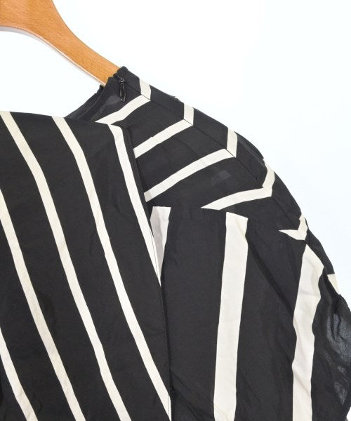 AKIRA NAKA เสื้อสตรี