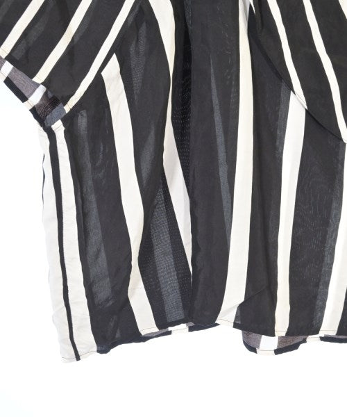 AKIRA NAKA เสื้อสตรี