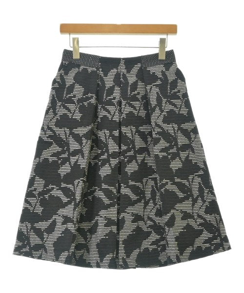 SUPPORT SURFACE กระโปรงยาวถึงเข่า