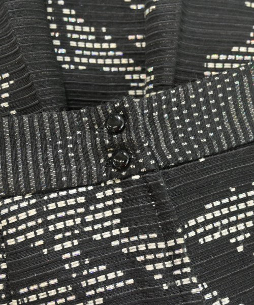 SUPPORT SURFACE กระโปรงยาวถึงเข่า