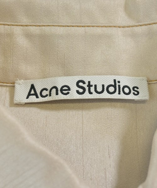 Acne Studios เสื้อลำลอง