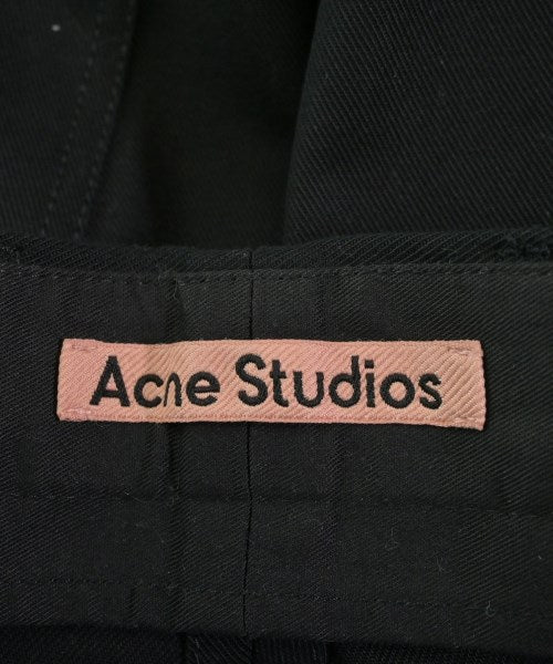 Acne Studios ชิโน่