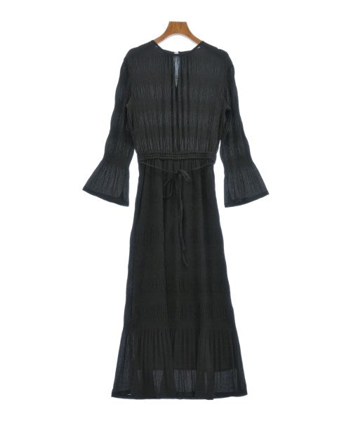 SENSE OF PLACE by URBAN RESEARCH ชุดเดรส