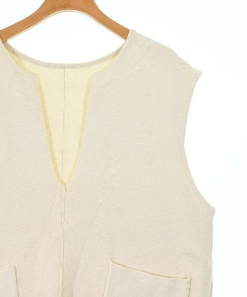 SENSE OF PLACE by URBAN RESEARCH เสื้อกั๊ก