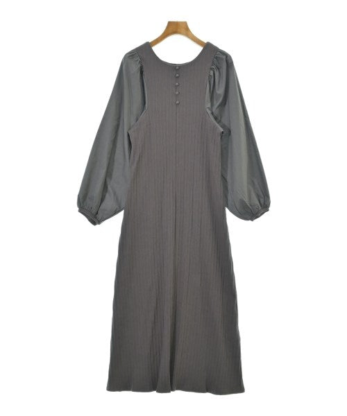 SENSE OF PLACE by URBAN RESEARCH ชุดเดรส