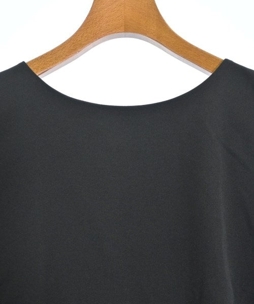 SENSE OF PLACE by URBAN RESEARCH เสื้อสตรี