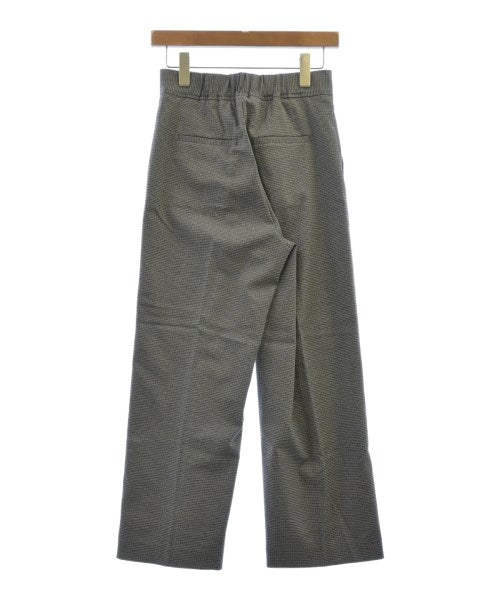 7-ID concept. กางเกง อื่น