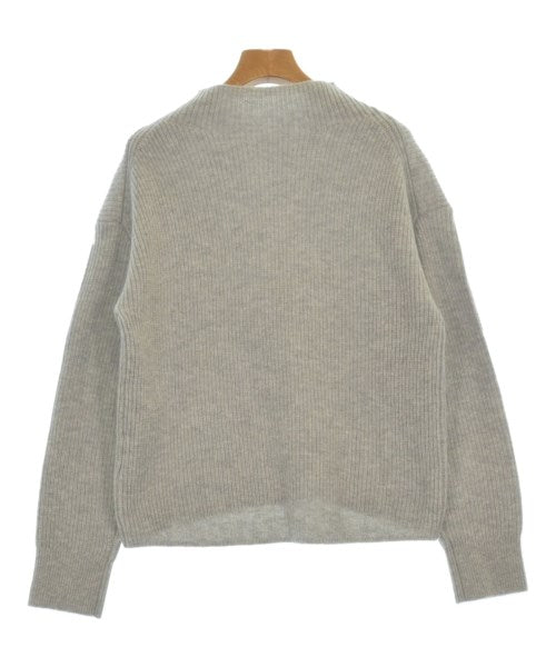 7-ID concept. เสื้อกันหนาว