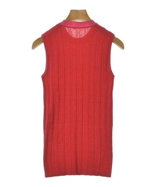 La porte de demain เสื้อกั๊ก