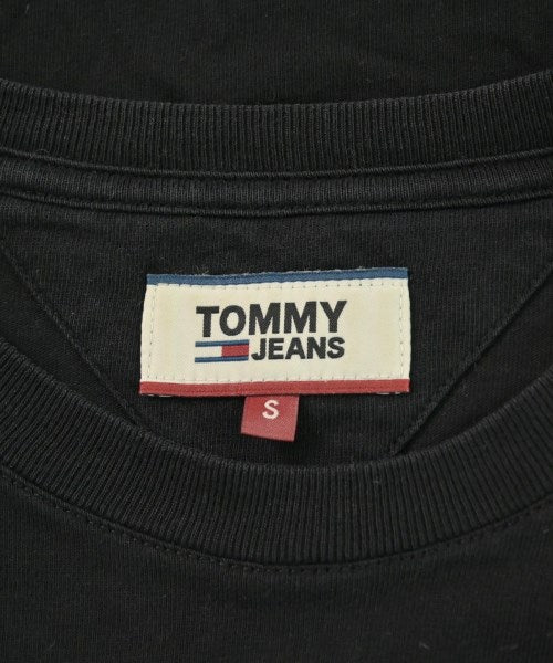 TOMMY JEANS เสื้อยืด/เสื้อท็อปส์
