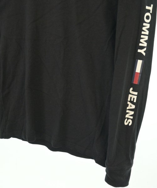 TOMMY JEANS เสื้อยืด/เสื้อท็อปส์
