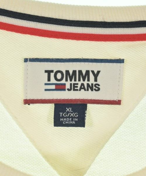 TOMMY JEANS เสื้อยืด/เสื้อท็อปส์