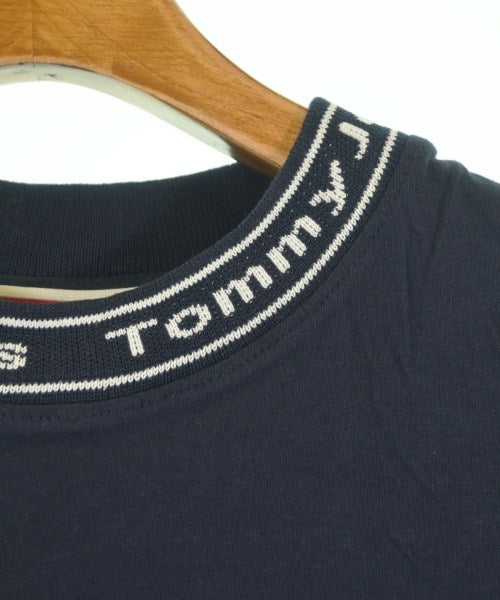 TOMMY JEANS เสื้อยืด/เสื้อท็อปส์