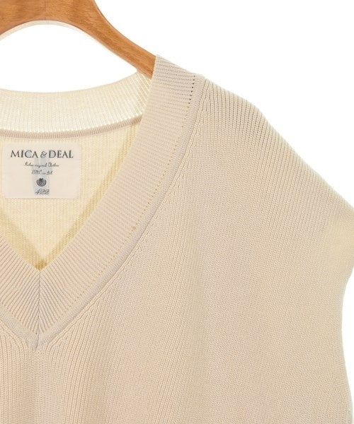 MICA&DEAL เสื้อแขนกุด