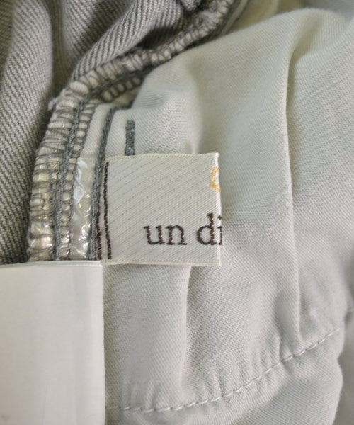 un dix cors ยีนส์