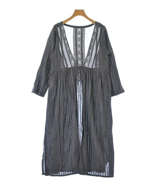 un dix cors เดรสที่เป็นเสื้อเชิ้ตตัวยาว