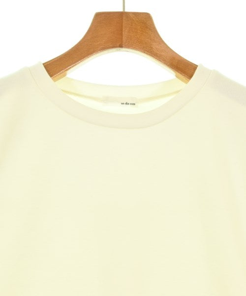 un dix cors เสื้อยืด/เสื้อท็อปส์