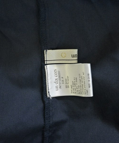 un dix cors เดรสที่เป็นเสื้อเชิ้ตตัวยาว