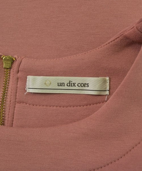 un dix cors เสื้อยืด/เสื้อท็อปส์