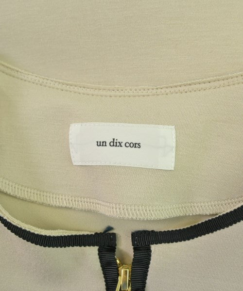 un dix cors เสื้อโค้ท อื่น