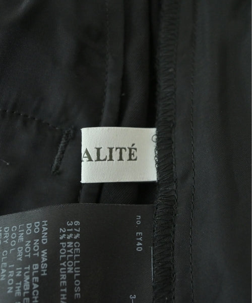 La TOTALITE กางเกง อื่น