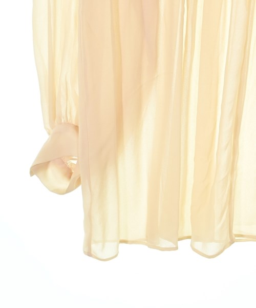 La TOTALITE เสื้อสตรี