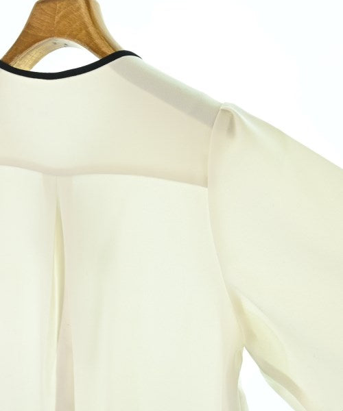 La TOTALITE เสื้อสตรี