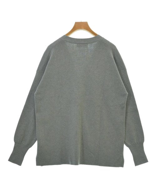 La TOTALITE เสื้อคาร์ดิแกน