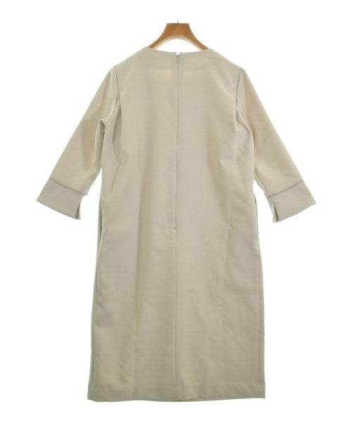 La TOTALITE ชุดเดรส