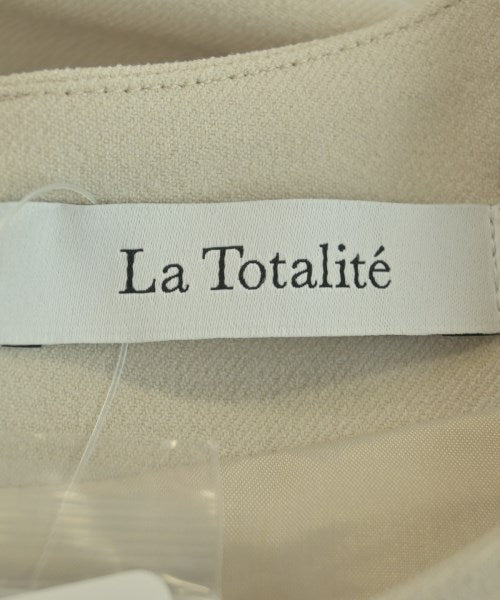 La TOTALITE ชุดเดรส