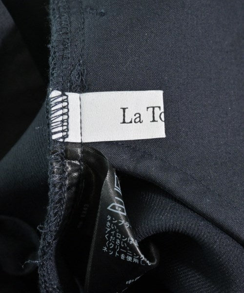 La TOTALITE กางเกงขายาว