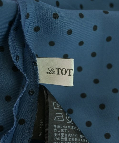 La TOTALITE เสื้อลำลอง