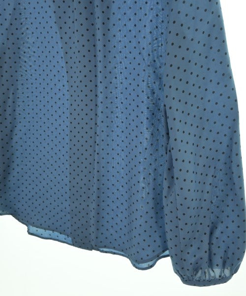 La TOTALITE เสื้อลำลอง