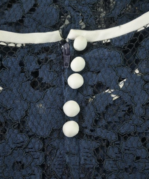 La TOTALITE เสื้อสตรี