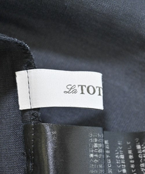 La TOTALITE เสื้อสตรี