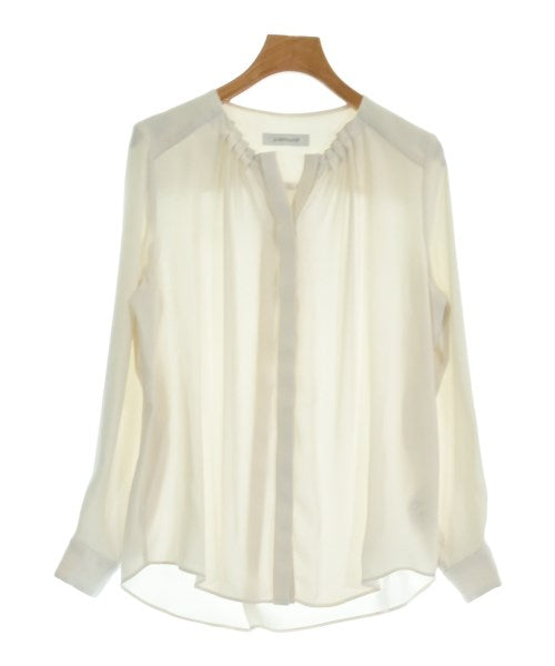 La TOTALITE เสื้อลำลอง