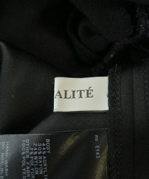 La TOTALITE เสื้อยืด/เสื้อท็อปส์