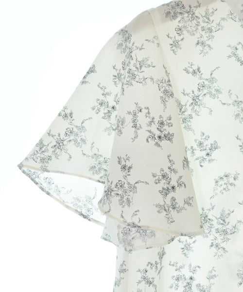 La TOTALITE เสื้อสตรี