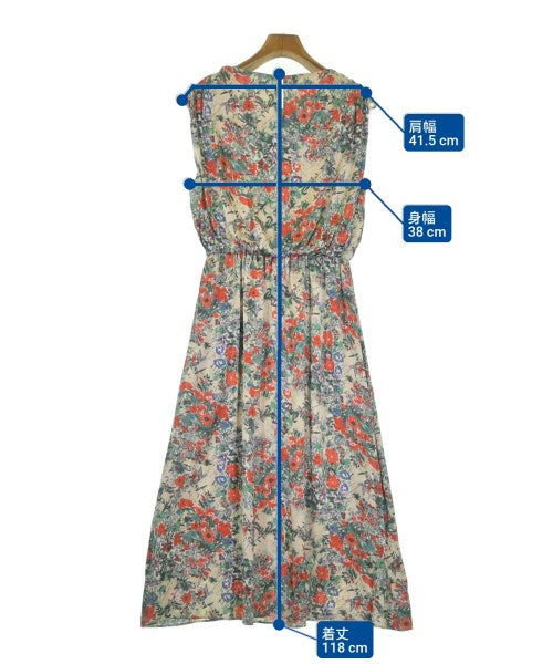 La TOTALITE ชุดเดรส