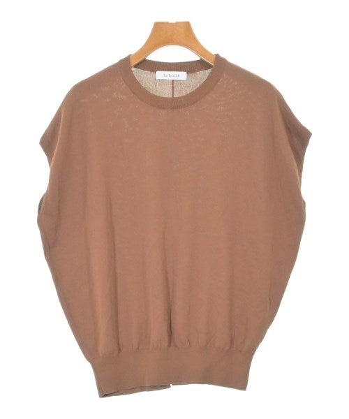 La TOTALITE เสื้อแขนกุด