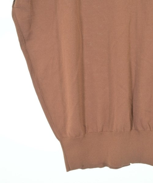 La TOTALITE เสื้อแขนกุด