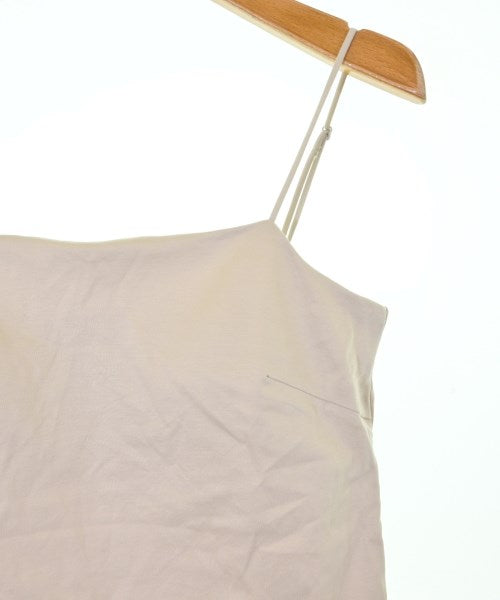 La TOTALITE เสื้อสายเดี่ยว