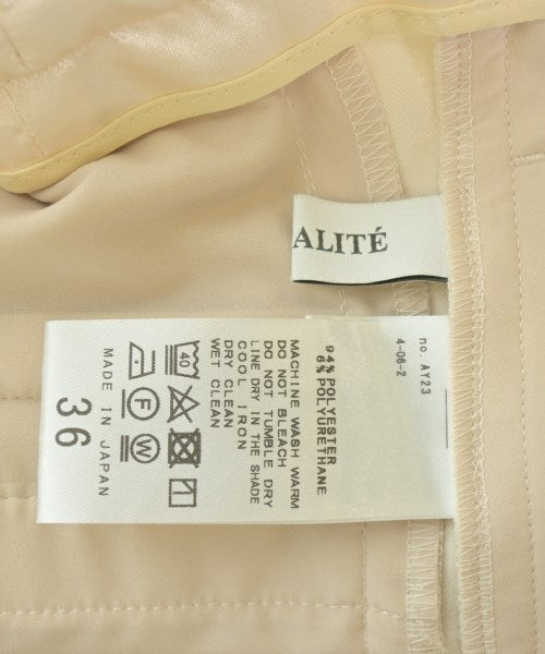 La TOTALITE กางเกงขายาว