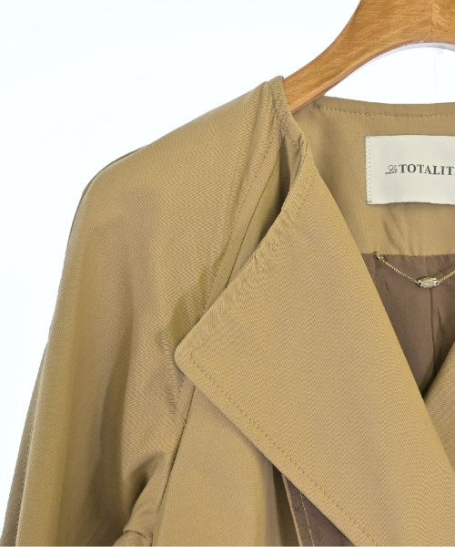 La TOTALITE เสื้อกันฝน